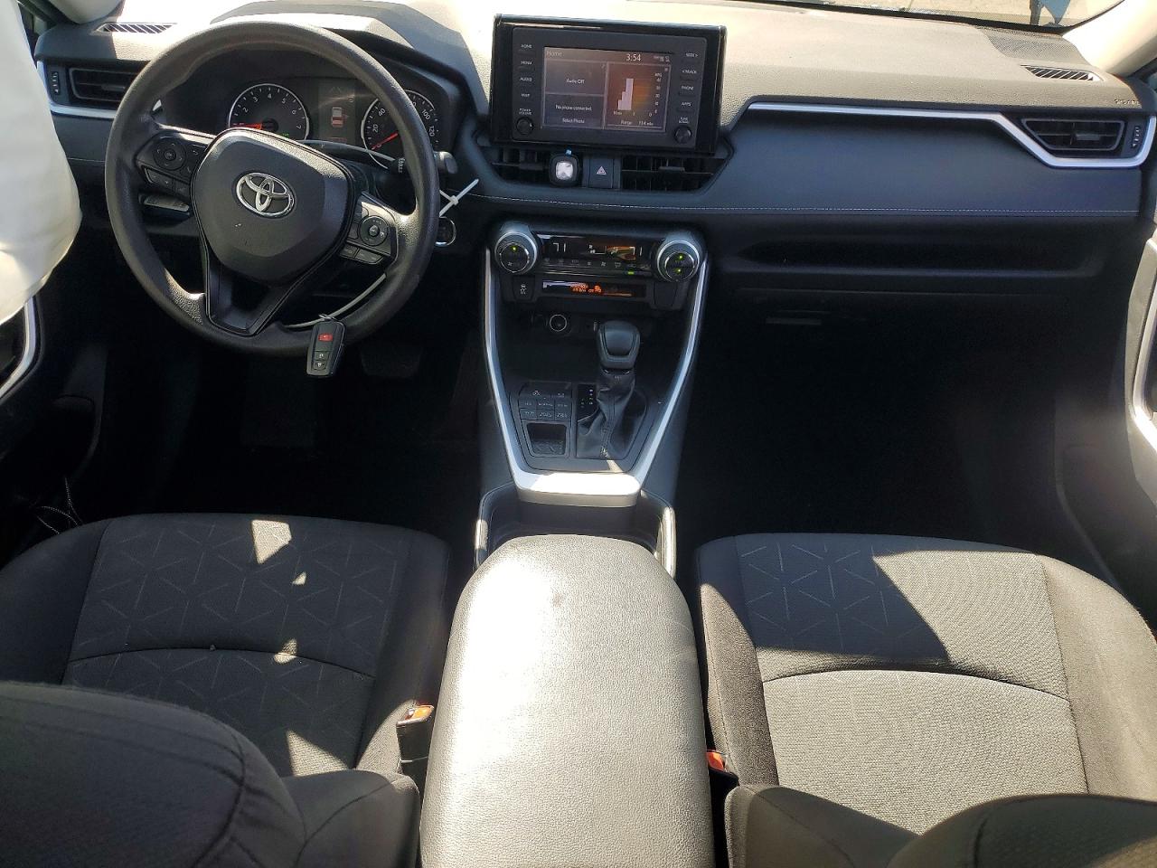 2019 TOYOTA RAV4 XLE photo 15