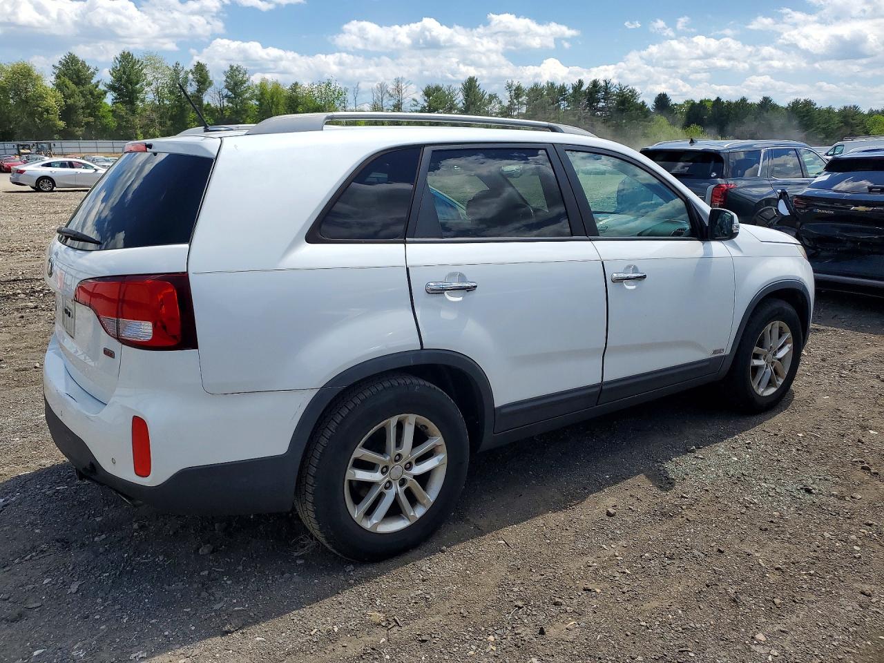 2015 KIA SORENTO LX photo 7