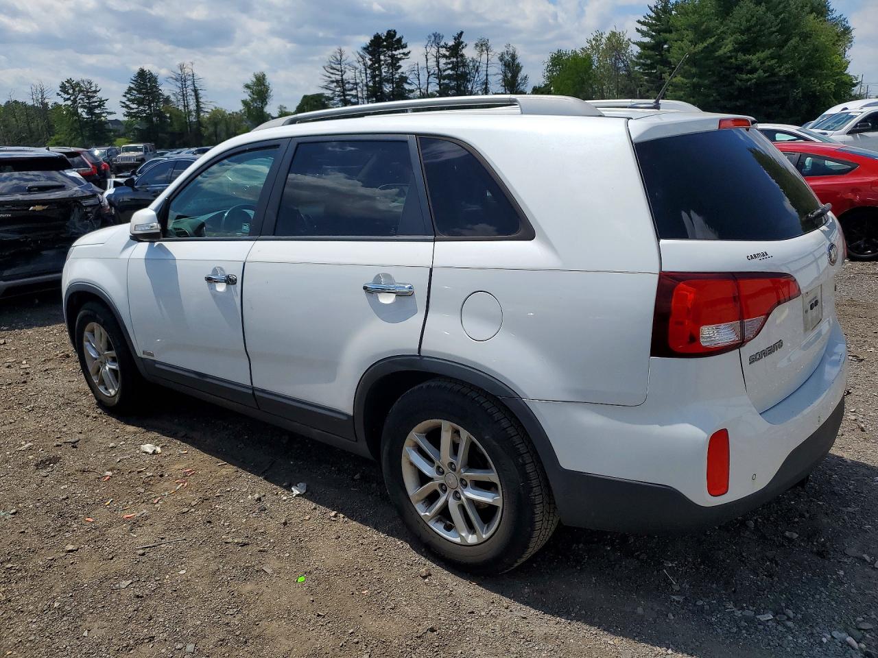 2015 KIA SORENTO LX photo 4