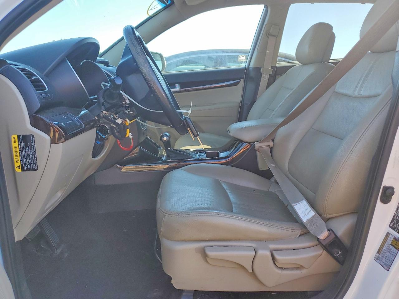 2015 KIA SORENTO LX photo 19