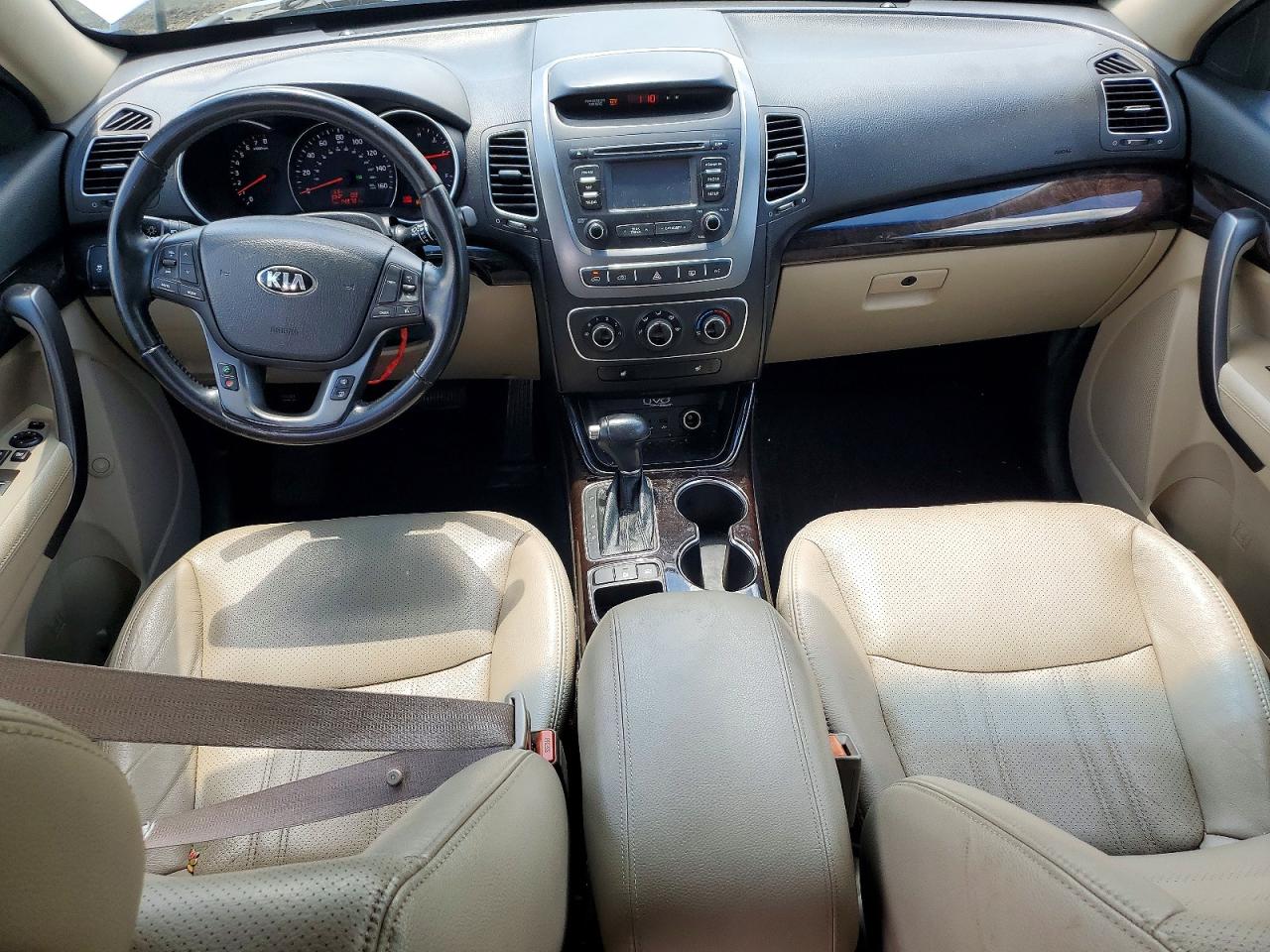 2015 KIA SORENTO LX photo 22