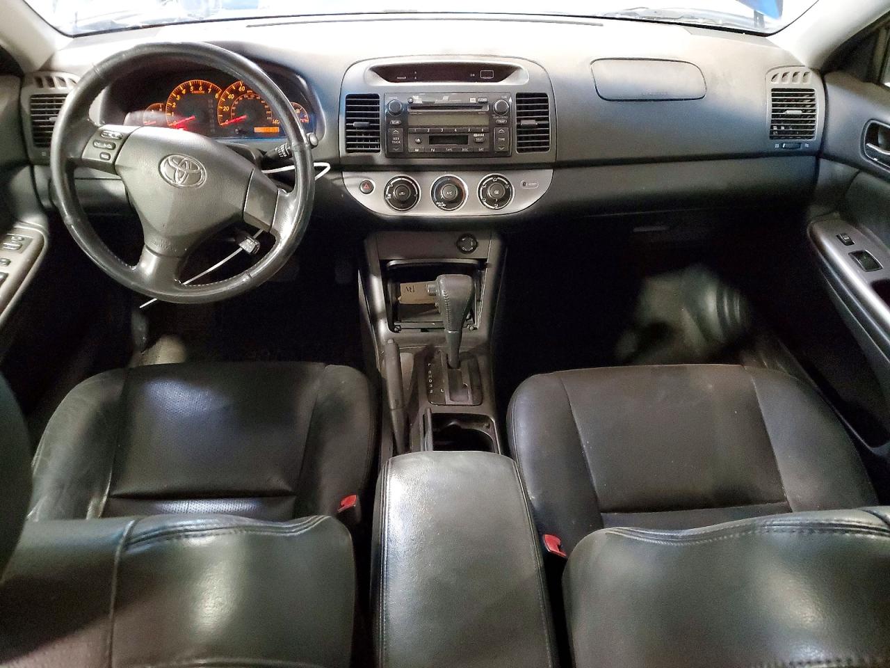 2005 TOYOTA CAMRY SE photo 15
