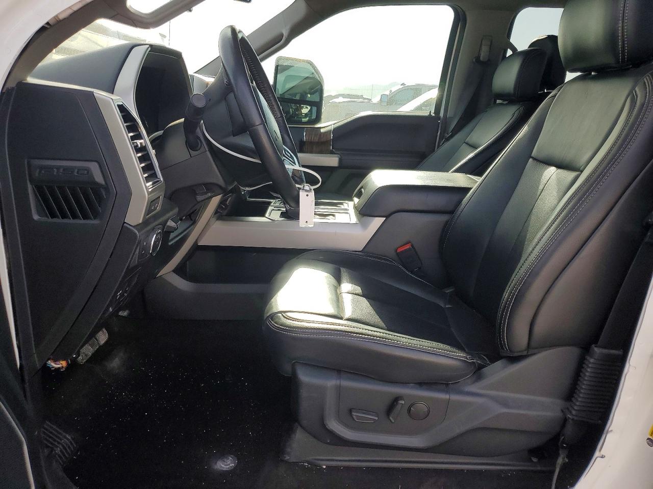 2020 FORD F150 SUPERCREW photo 25