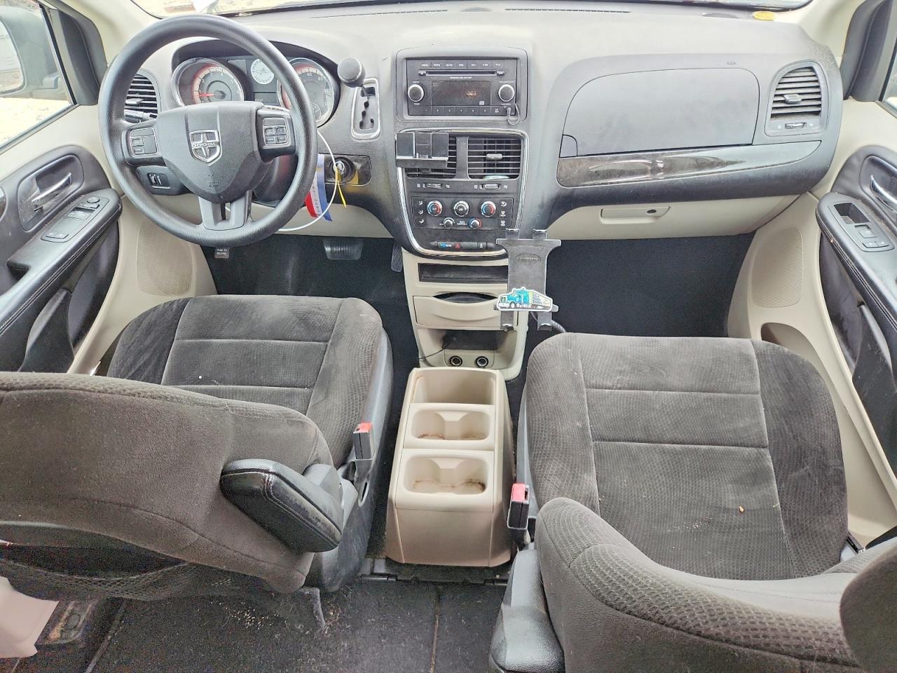 2013 DODGE GRAND CARAVAN SE photo 15
