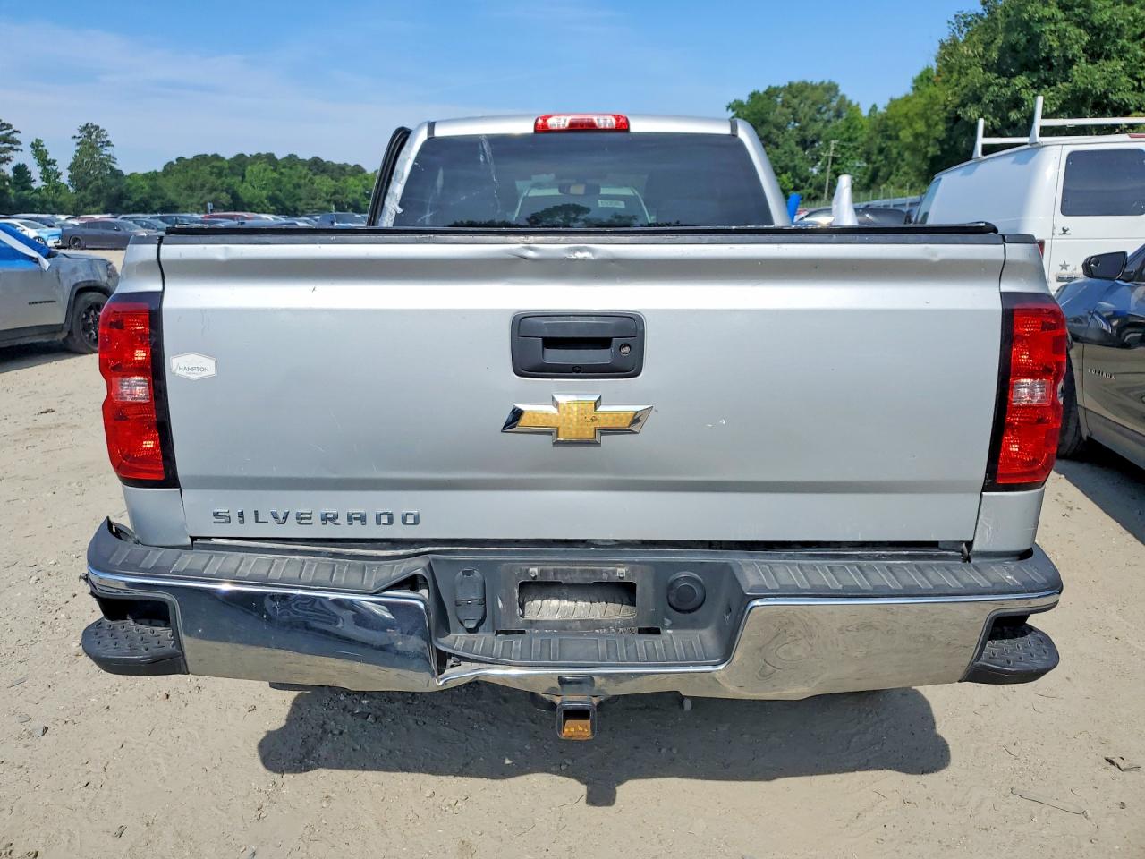 2018 CHEVROLET SILVERADO C1500 photo 16