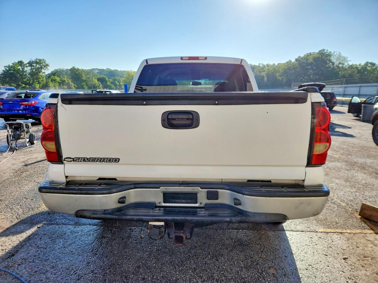 2004 CHEVROLET SILVERADO K1500 photo 16