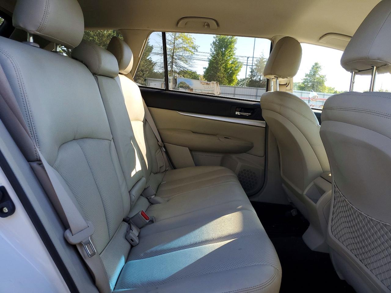 2011 SUBARU OUTBACK 2.5I PREMIUM photo 21