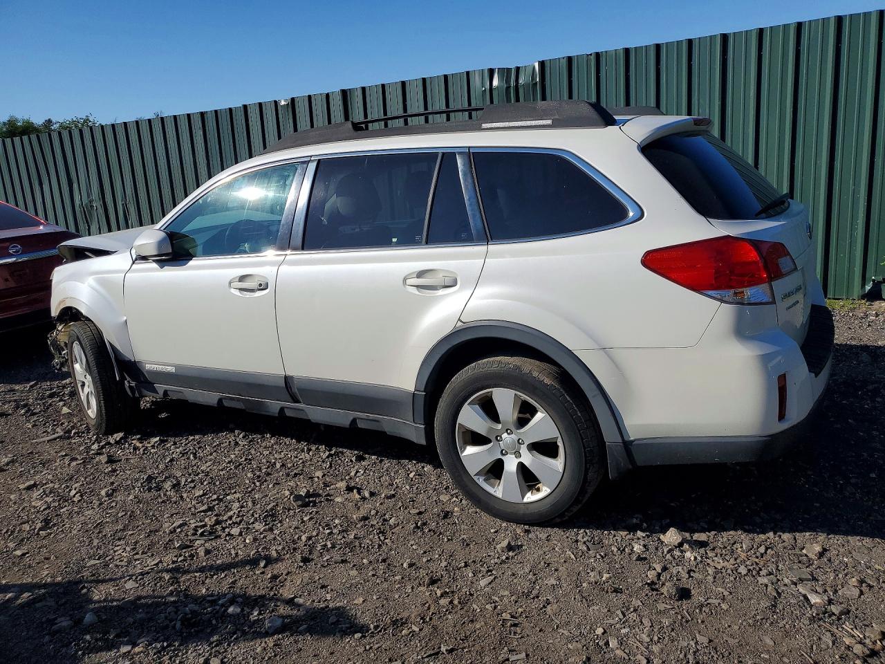 2011 SUBARU OUTBACK 2.5I PREMIUM photo 3