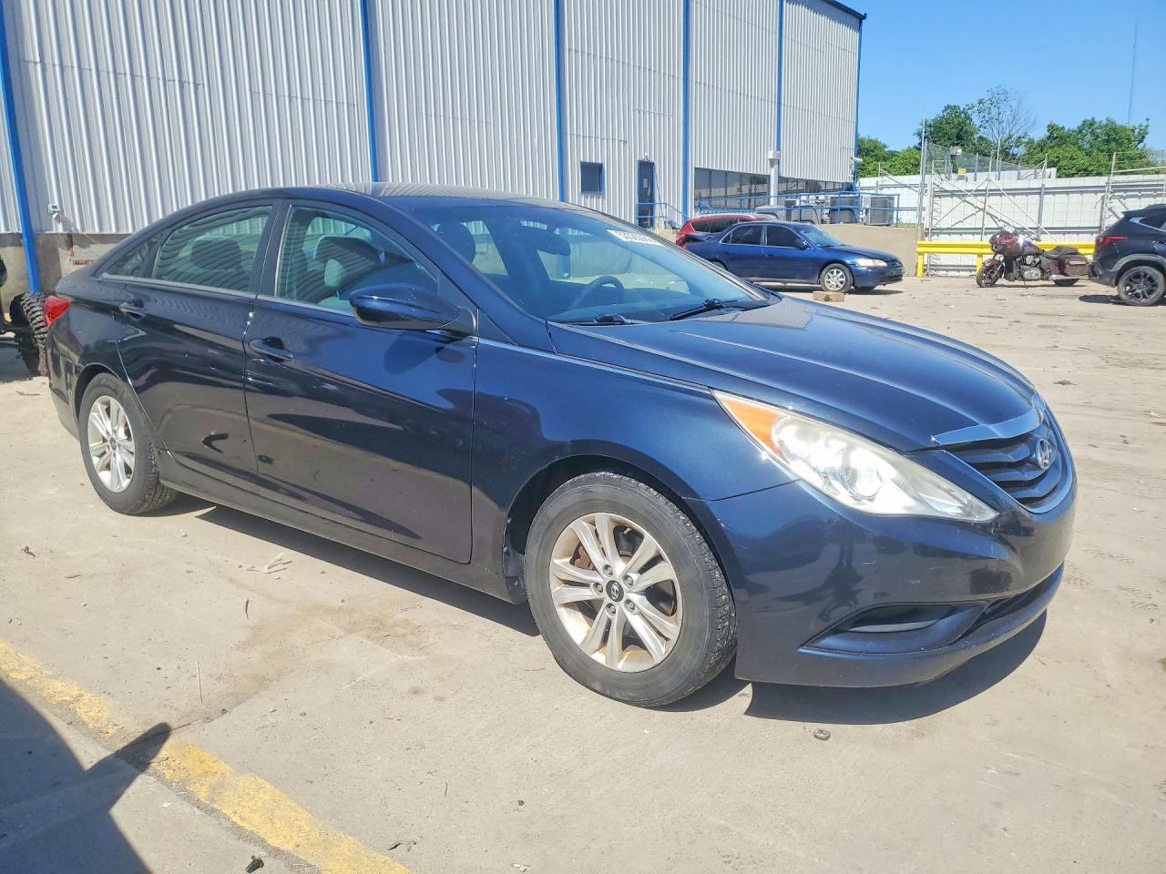 2013 HYUNDAI SONATA GLS photo 7