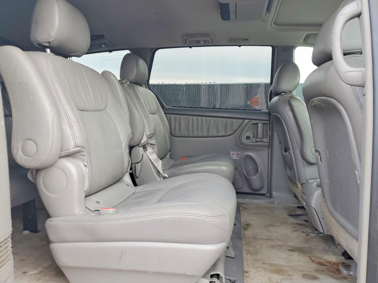 2007 TOYOTA SIENNA XLE 7-PASSENGER photo 21