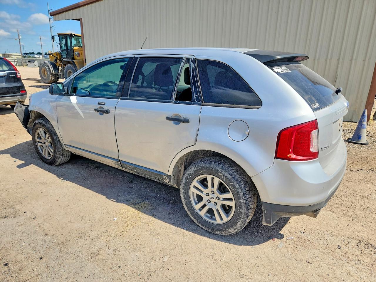 2011 FORD EDGE SE photo 3