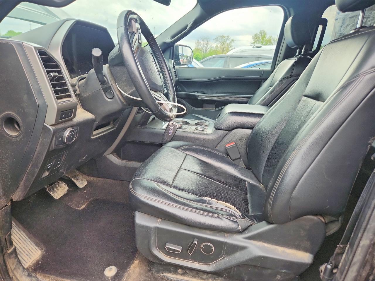 2019 FORD EXPEDITION MAX XLT photo 13