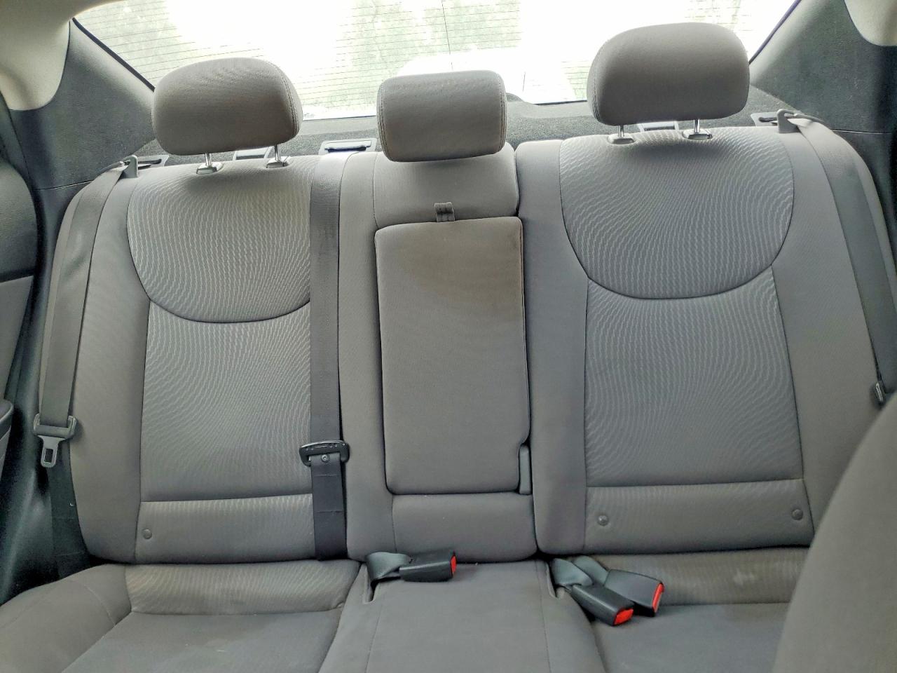 2015 HYUNDAI ELANTRA SE photo 28
