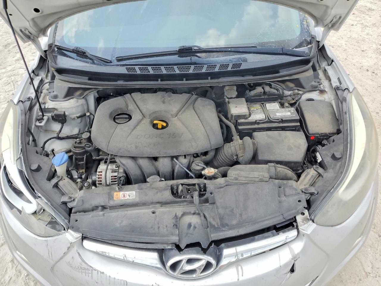 2015 HYUNDAI ELANTRA SE photo 34
