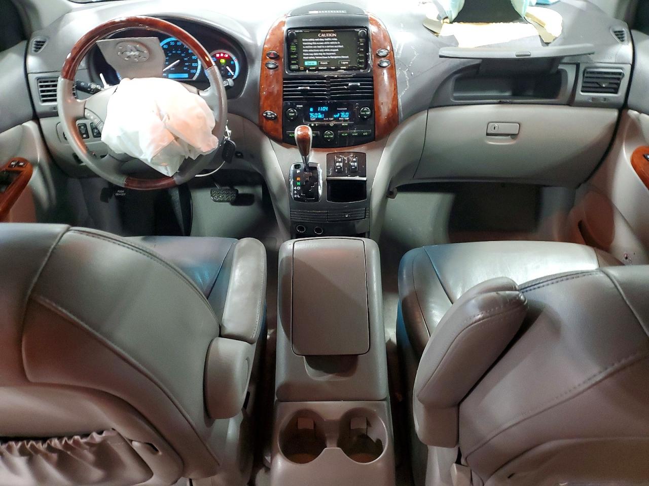 2004 TOYOTA SIENNA XLE LIMITED 7 PASSENGER photo 22