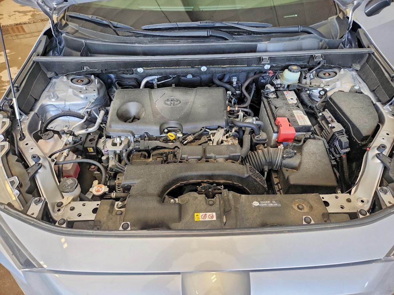2019 TOYOTA RAV4 LE photo 34