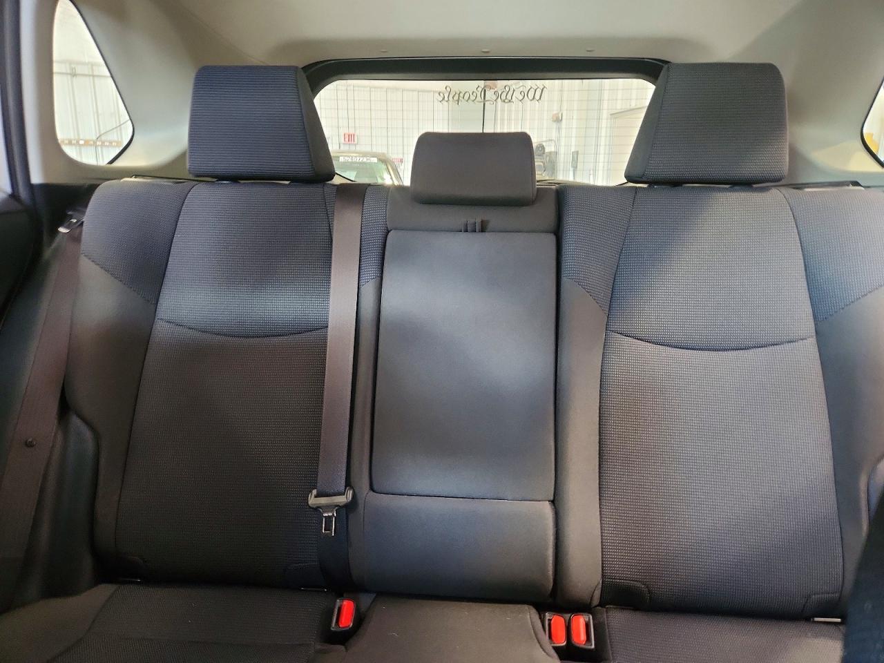 2019 TOYOTA RAV4 LE photo 28