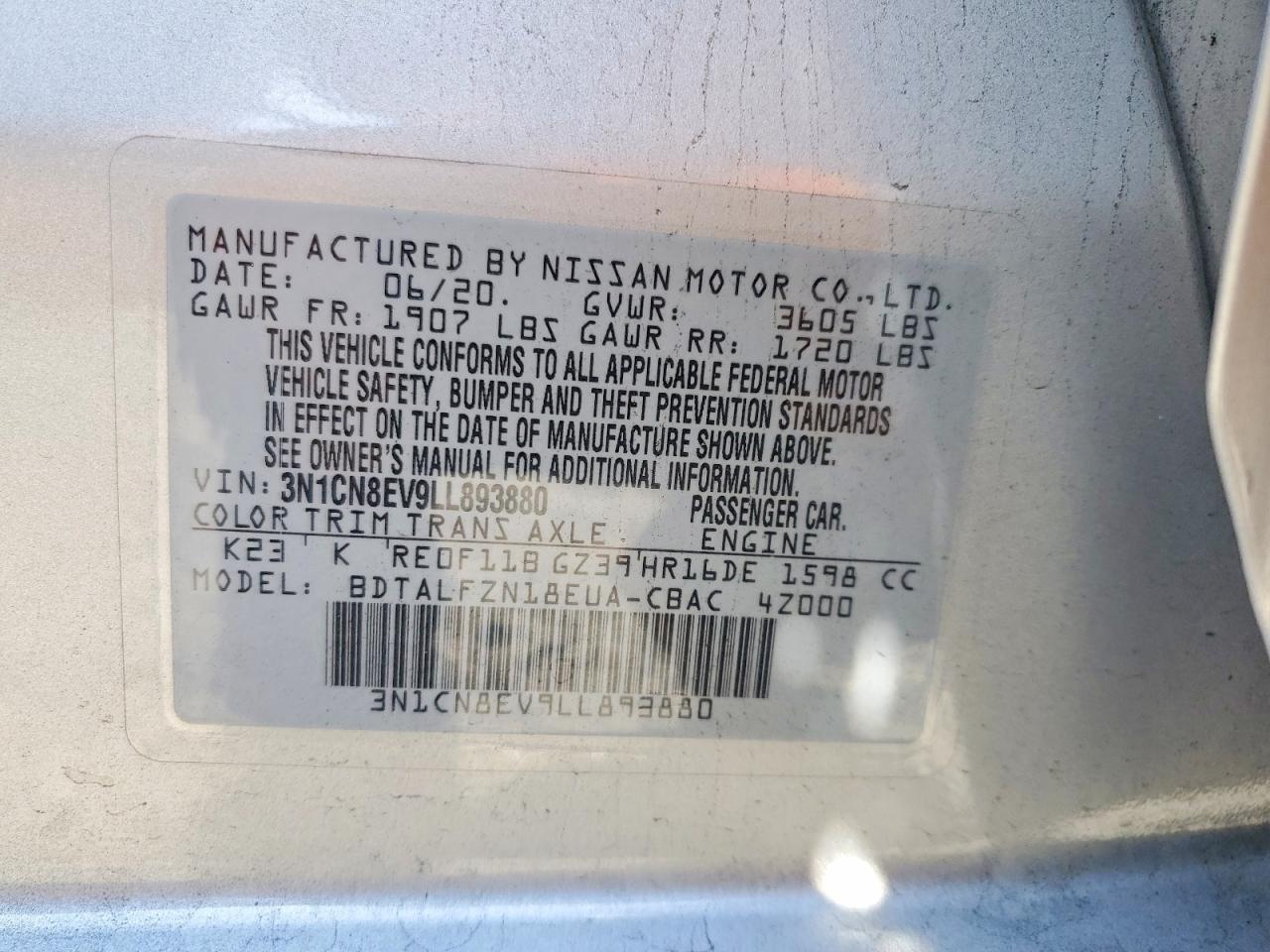 2020 NISSAN VERSA SV photo 12