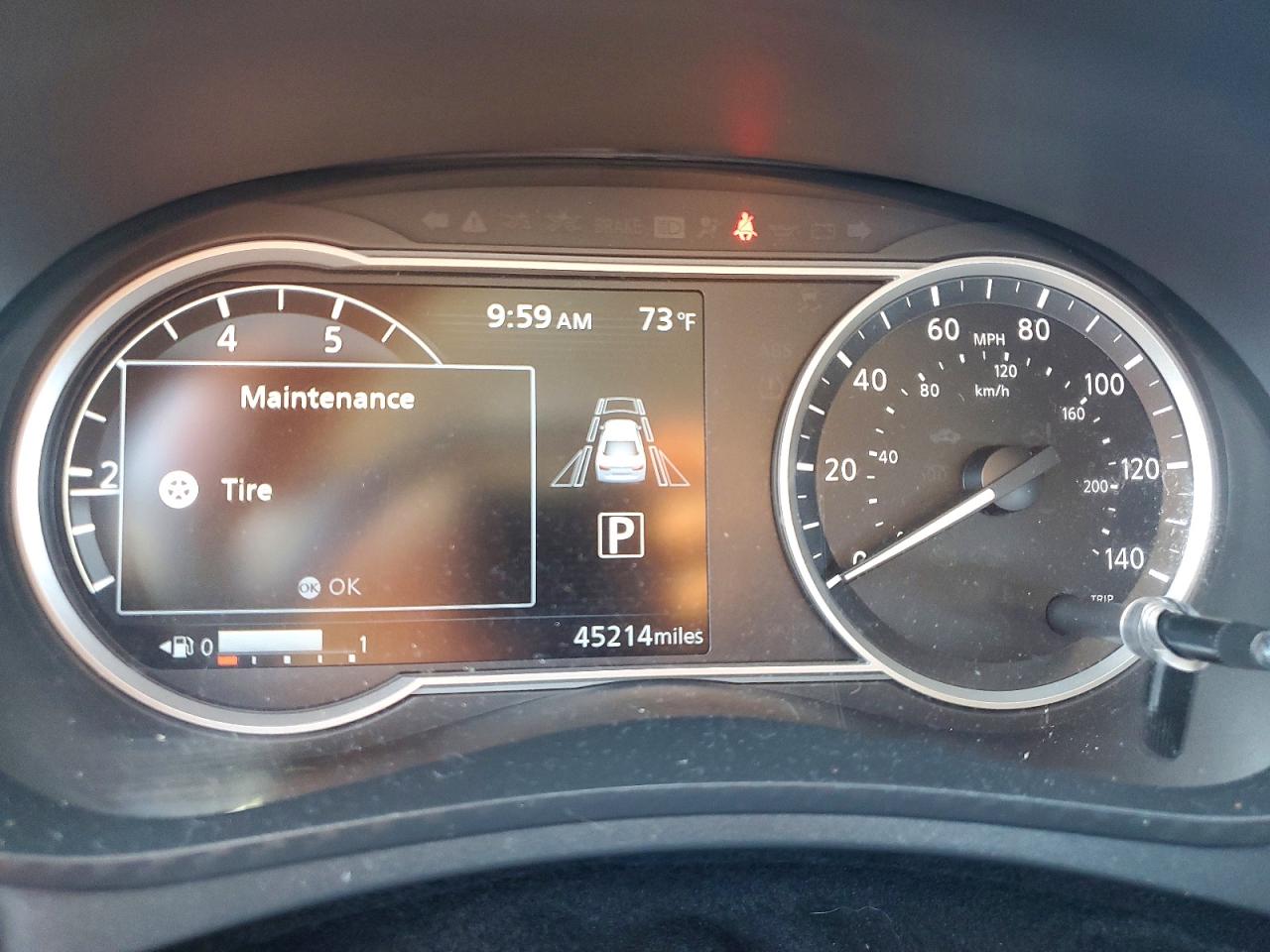2020 NISSAN VERSA SV photo 9