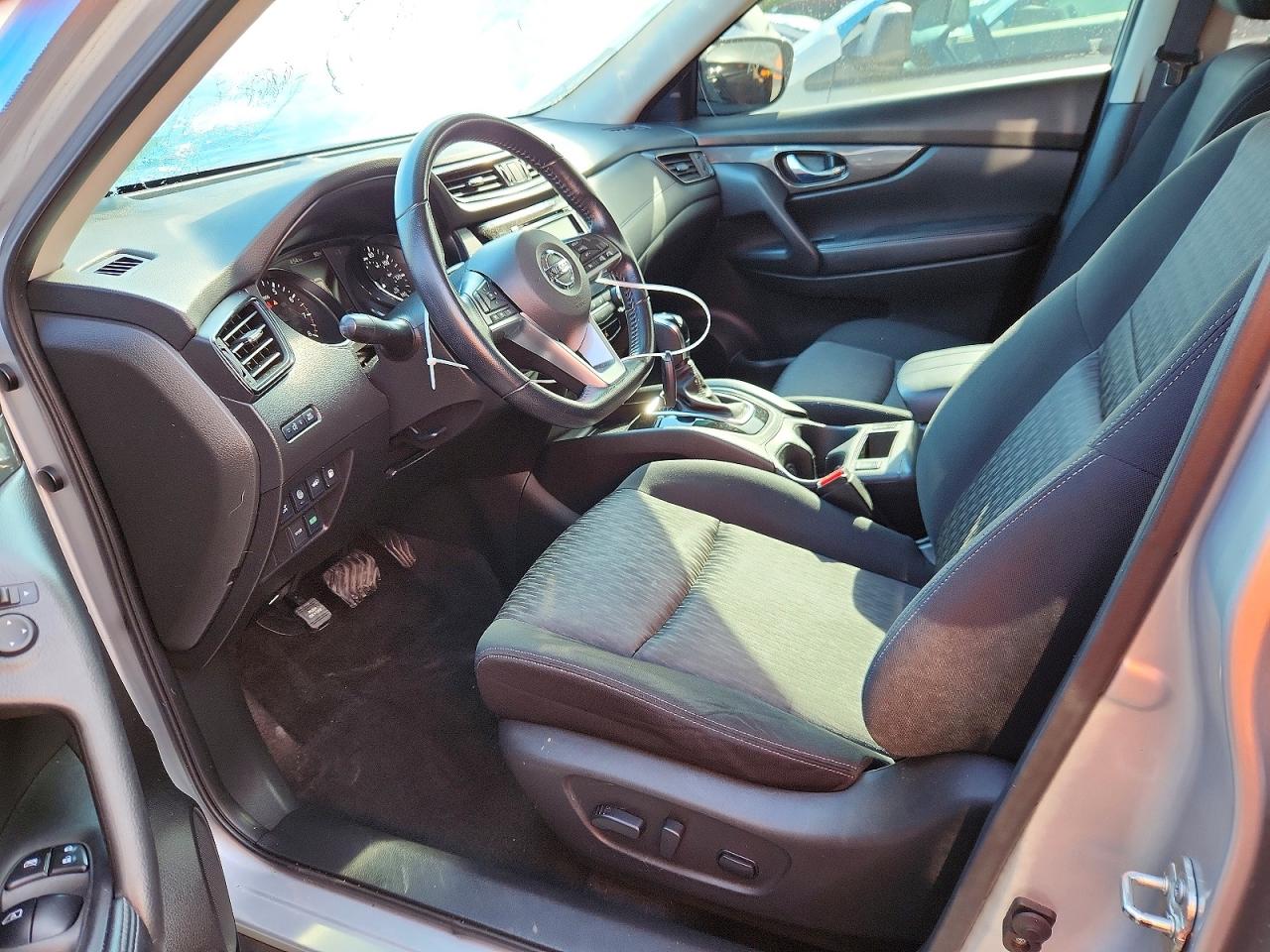 2020 NISSAN ROGUE SV photo 7