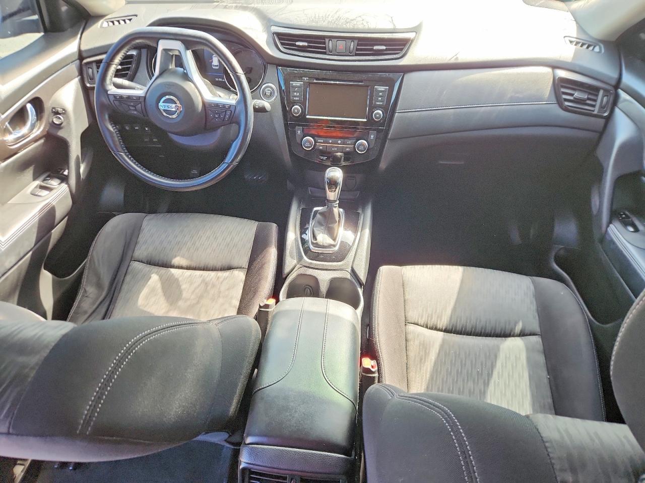 2020 NISSAN ROGUE SV photo 8