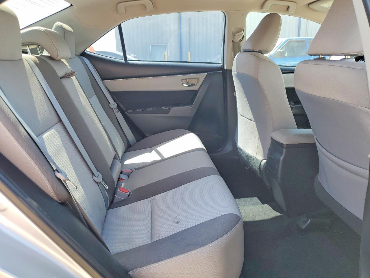 2017 TOYOTA COROLLA LE photo 28