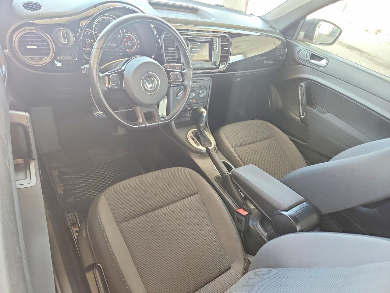 2016 VOLKSWAGEN BEETLE 1.8T photo 8