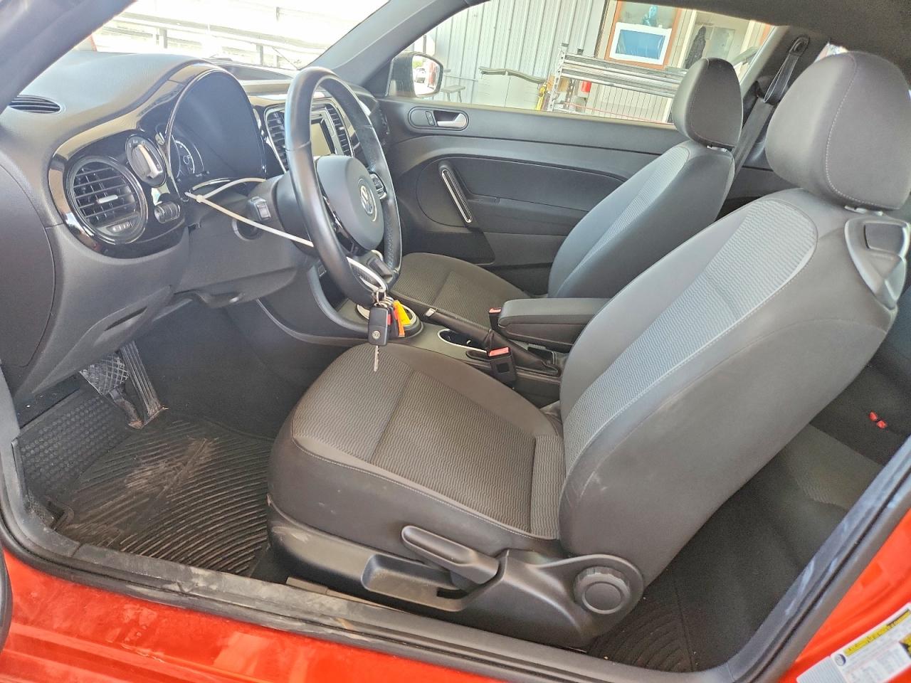 2016 VOLKSWAGEN BEETLE 1.8T photo 7