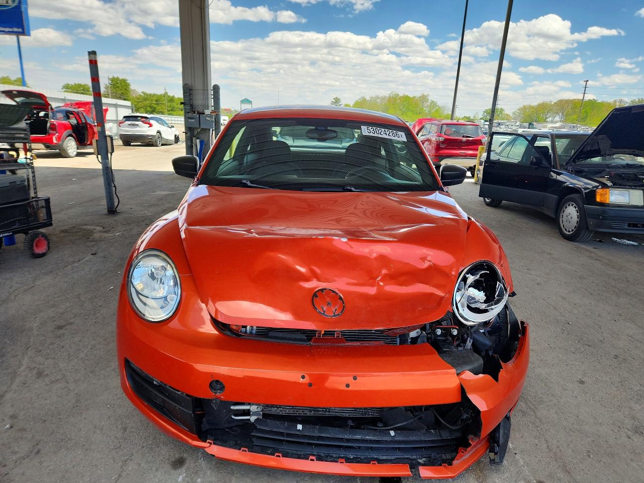 2016 VOLKSWAGEN BEETLE 1.8T photo 5