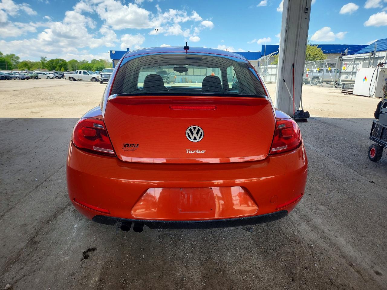 2016 VOLKSWAGEN BEETLE 1.8T photo 6
