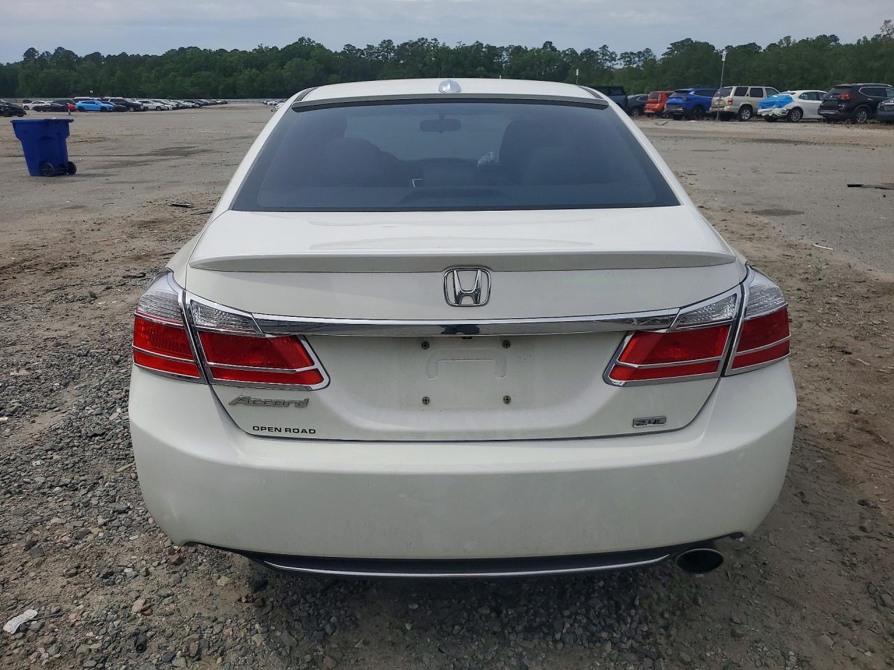 2014 HONDA ACCORD LX photo 11