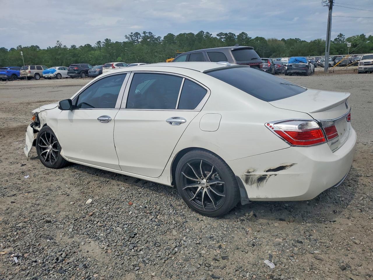 2014 HONDA ACCORD LX photo 3
