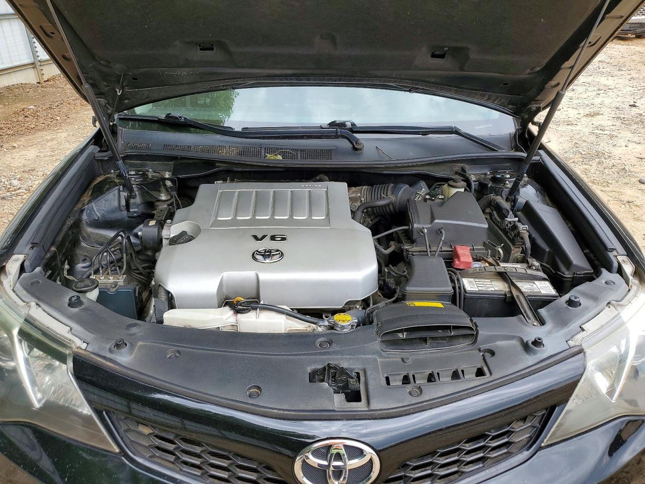 2012 TOYOTA CAMRY SE V6 photo 21