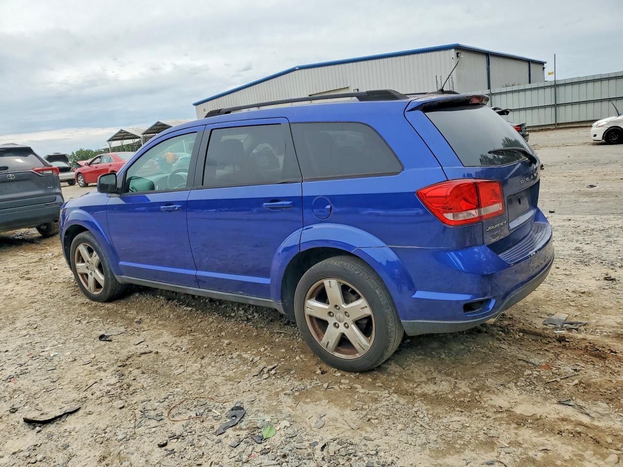 2012 DODGE JOURNEY SXT photo 2