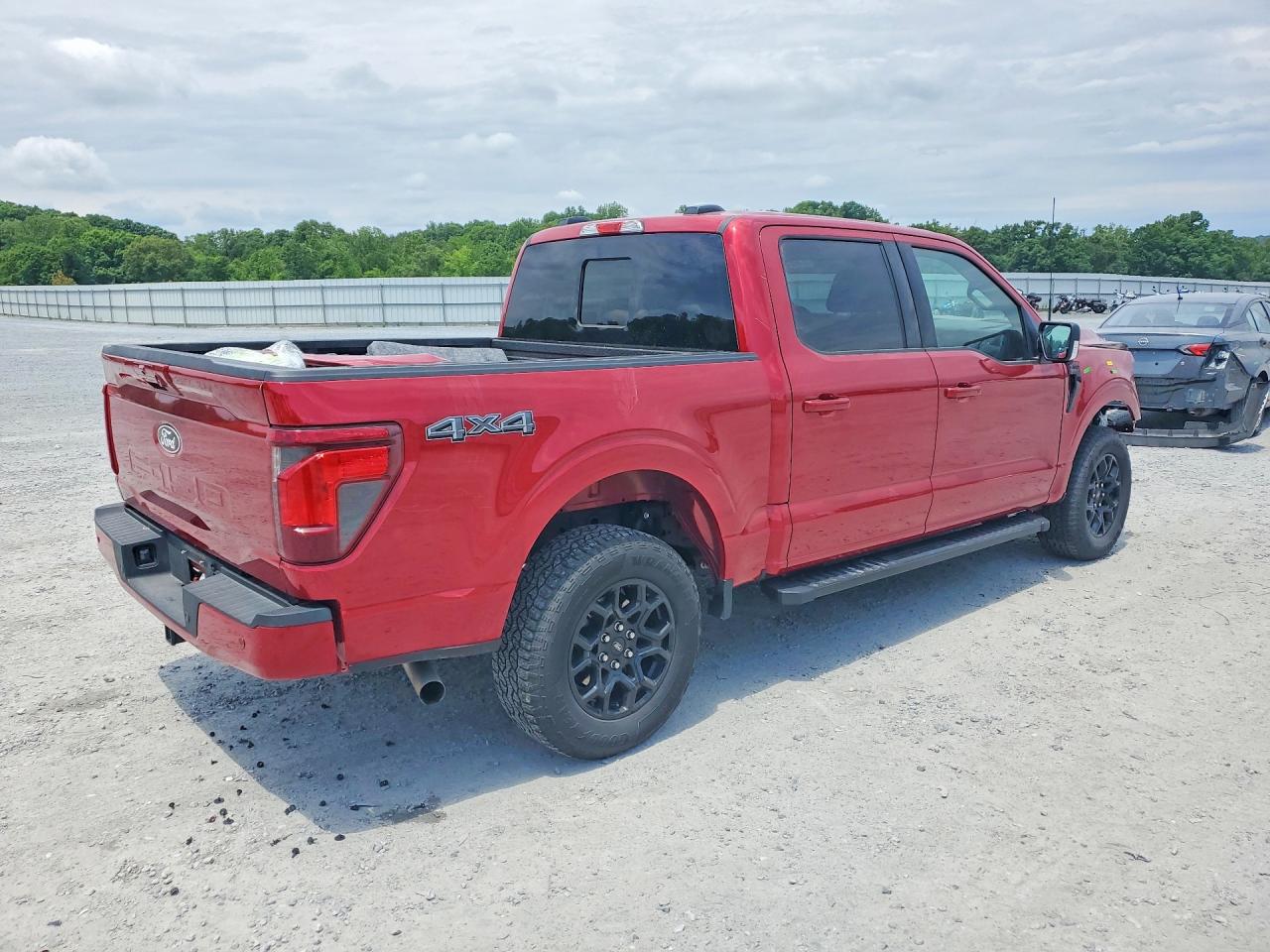2025 FORD F150 XLT photo 5