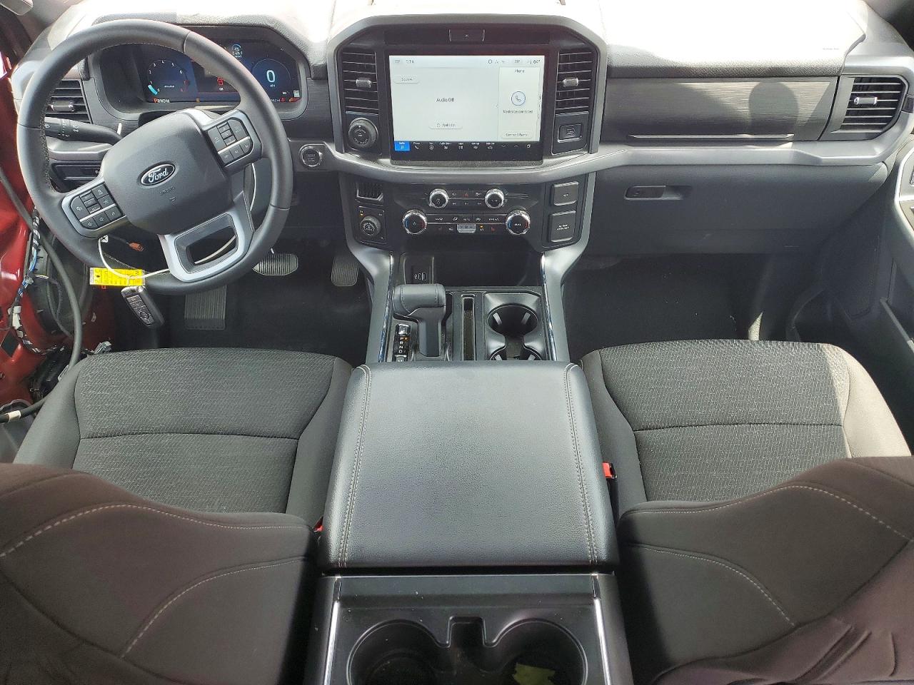 2025 FORD F150 XLT photo 15