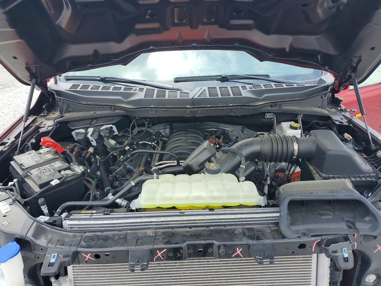 2025 FORD F150 XLT photo 21