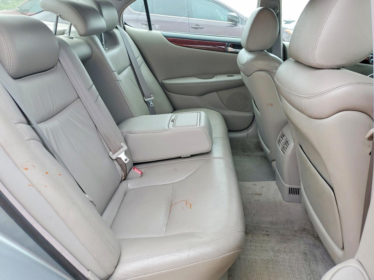 2003 LEXUS ES 300 photo 10