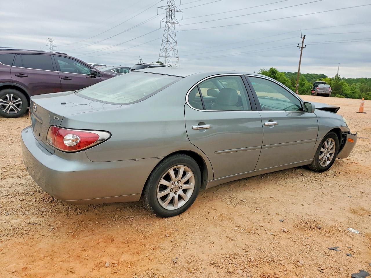 2003 LEXUS ES 300 photo 3