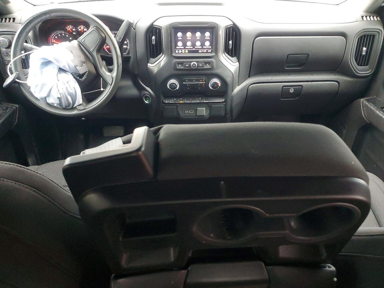 2024 CHEVROLET SILVERADO K1500 photo 8