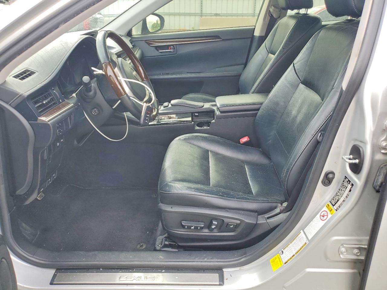 2013 LEXUS ES 350 photo 13