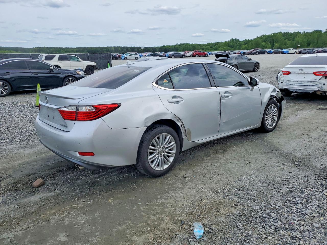 2013 LEXUS ES 350 photo 5