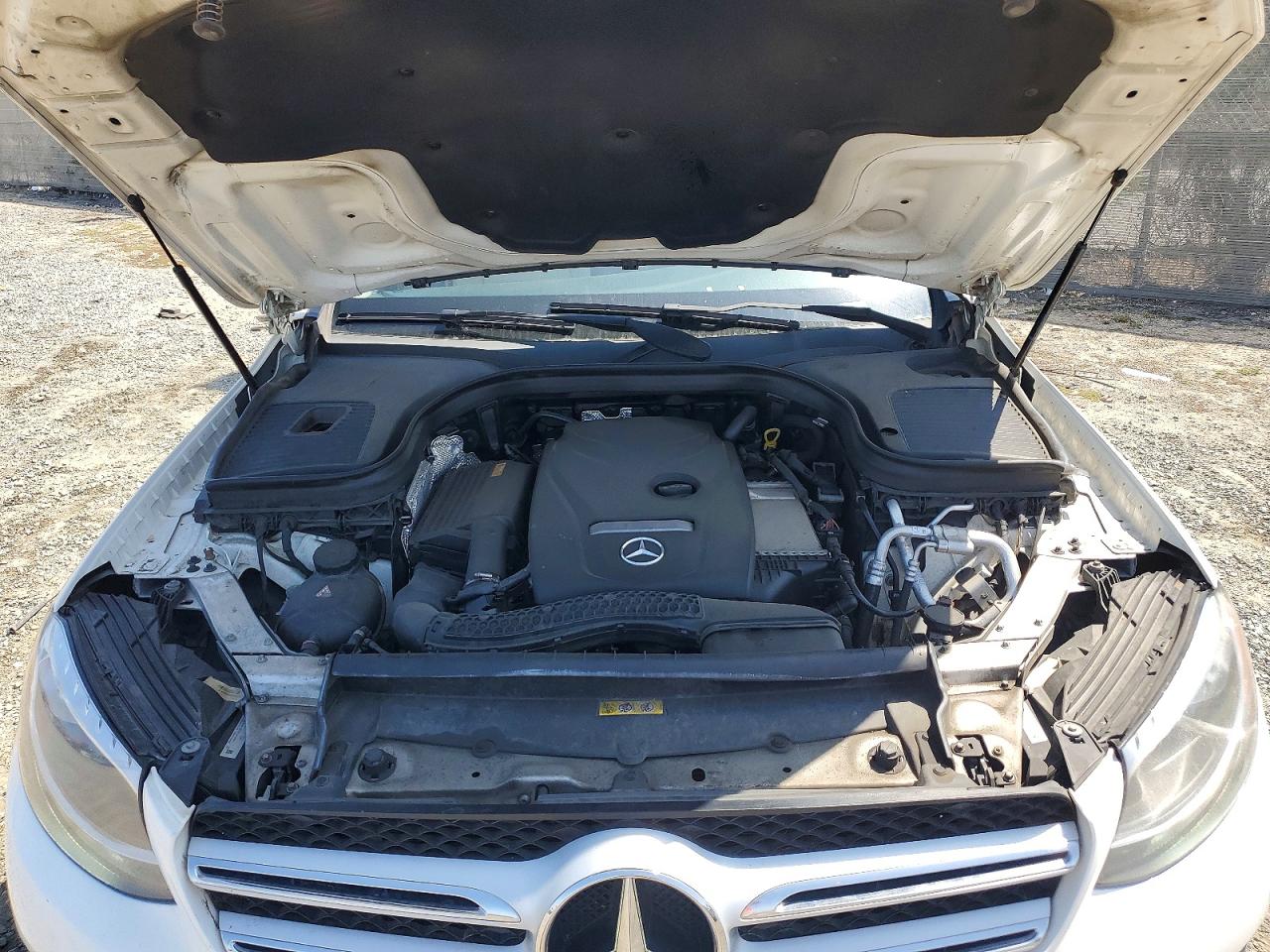 2017 MERCEDES-BENZ GLC 300 photo 12