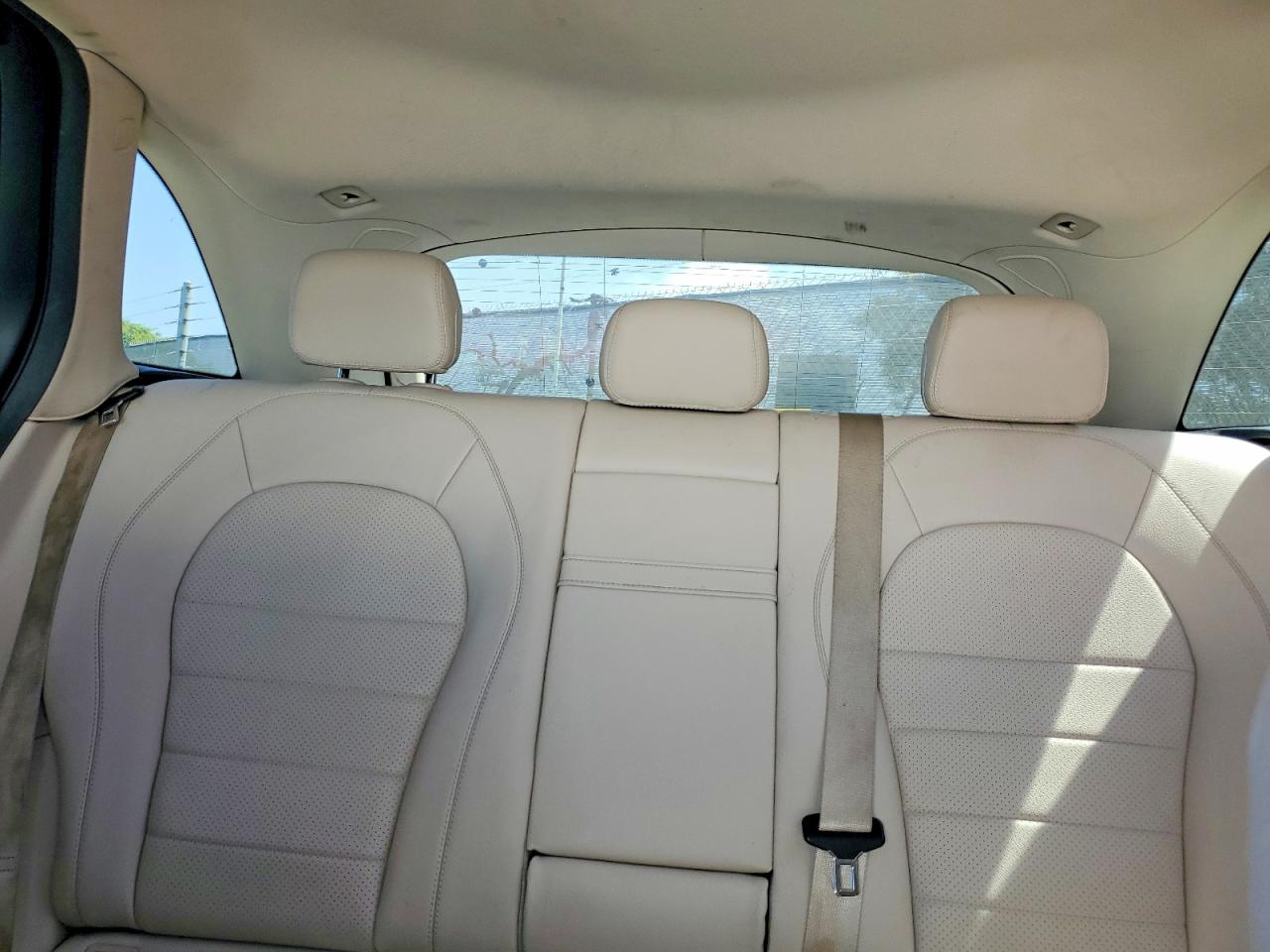 2017 MERCEDES-BENZ GLC 300 photo 10