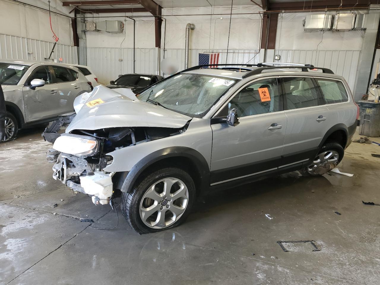 2010 VOLVO XC70