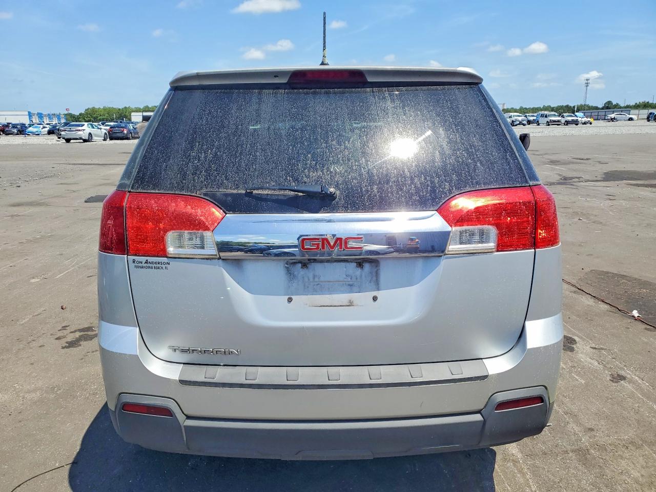 2013 GMC TERRAIN SLE photo 11