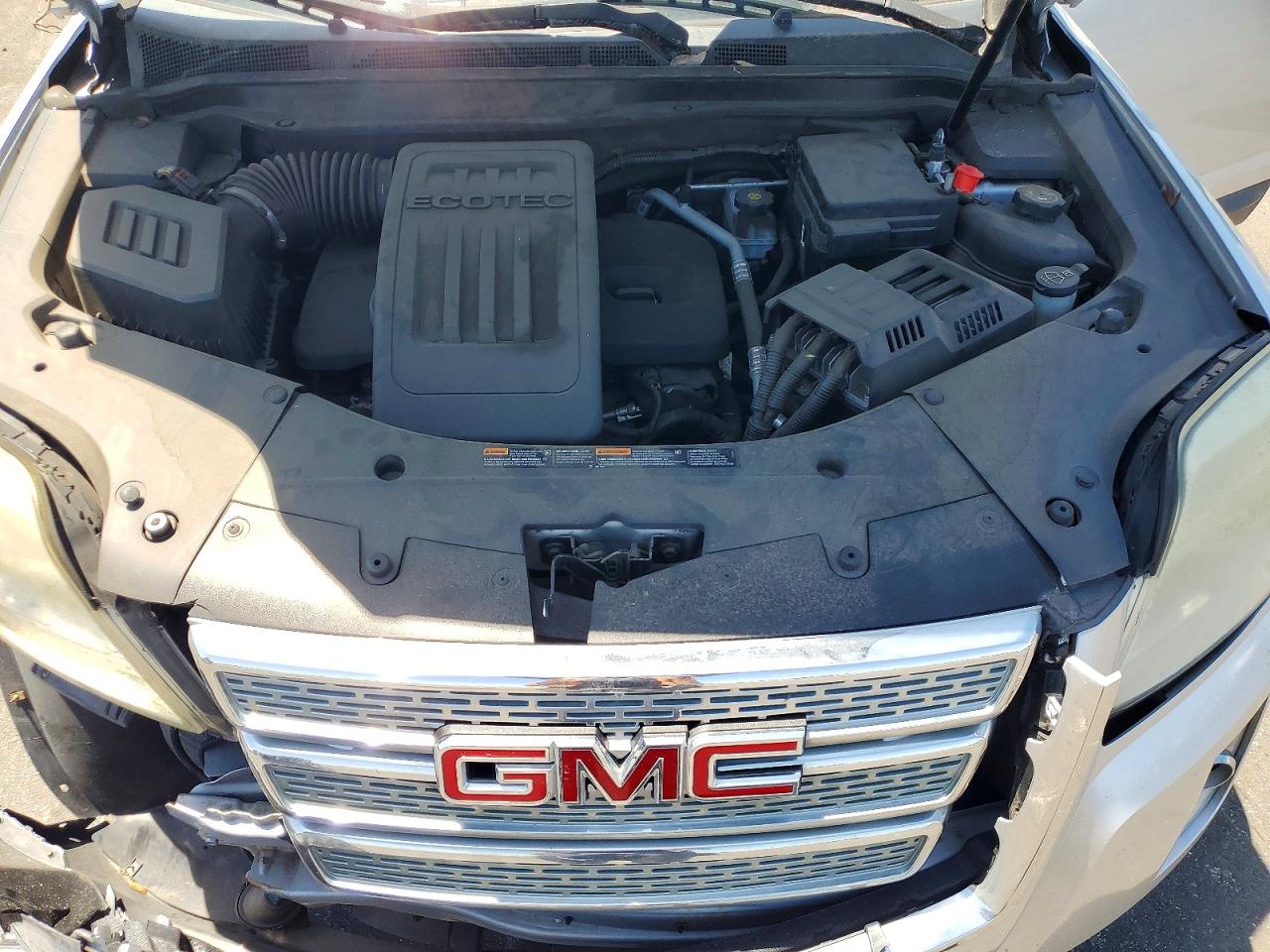 2013 GMC TERRAIN SLE photo 23