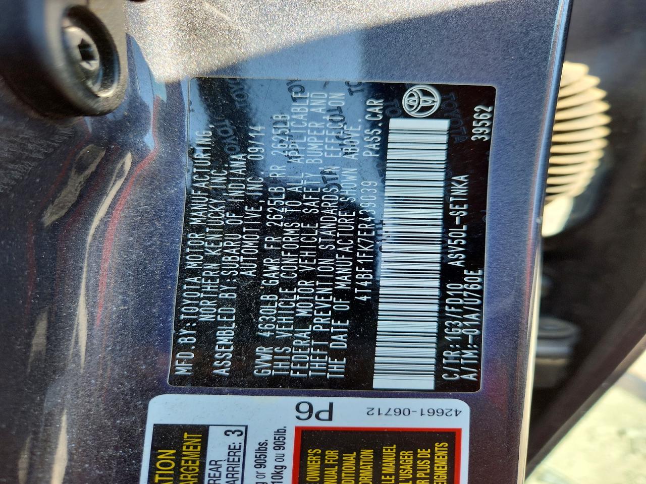 2014 TOYOTA CAMRY LE photo 12