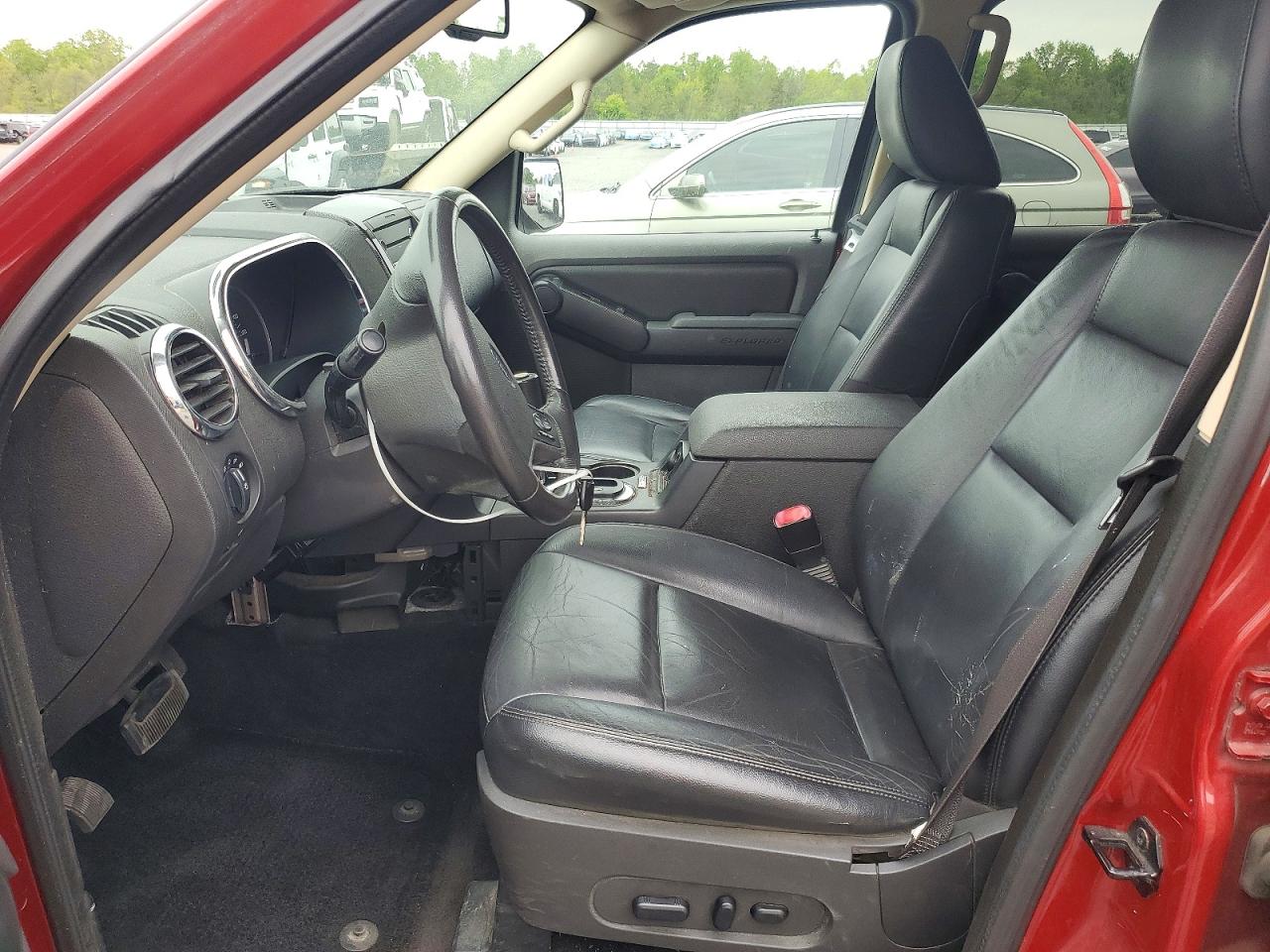 2010 FORD EXPLORER XLT photo 7