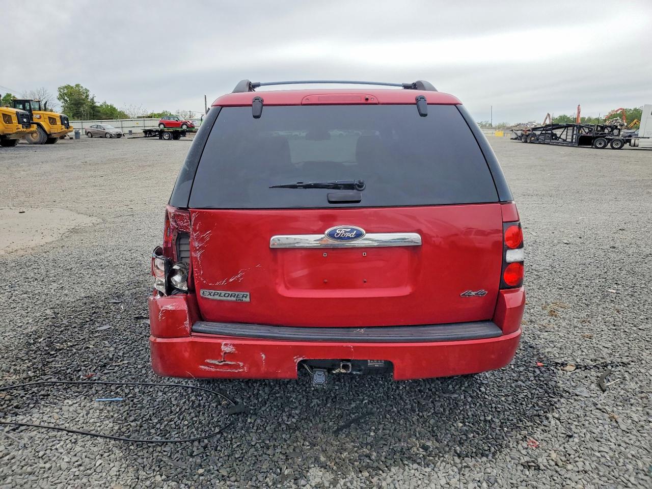 2010 FORD EXPLORER XLT photo 6